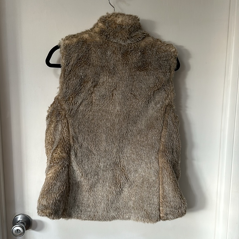 The Gap faux fur reversible vest; medium/large - Picture 2 of 6